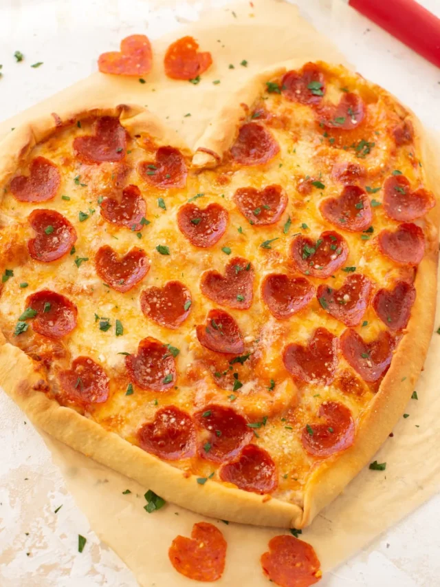 HEART SHAPED PIZZA